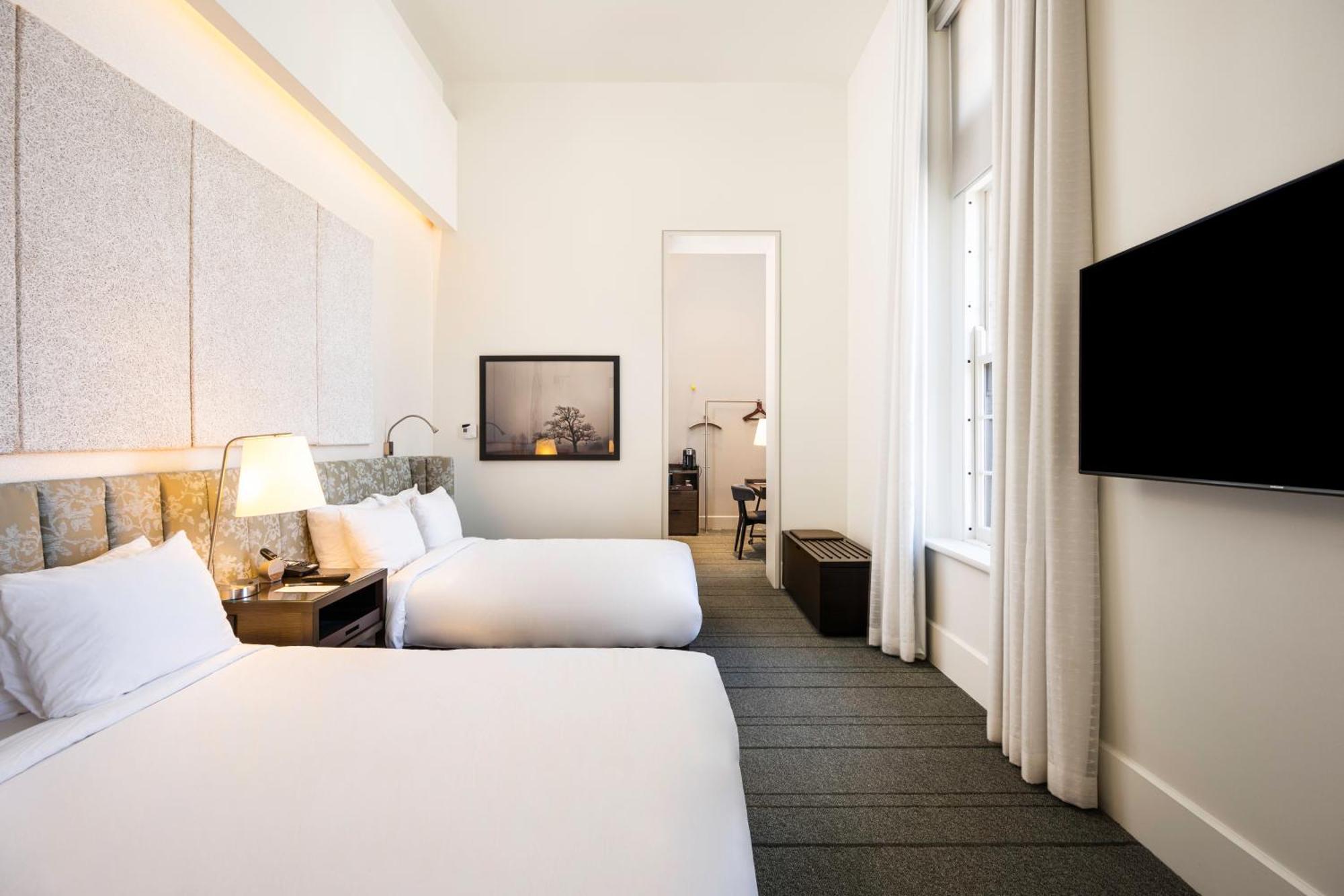 Double Room,1531296568:JPEG